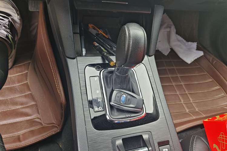 Used Subaru Outback 2015 2.5i Luxury Navigation Edition Gear Lever