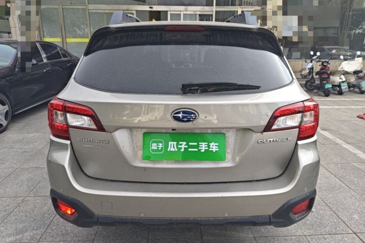 Used Subaru Outback 2015 2.5i Luxury Navigation Edition Rear