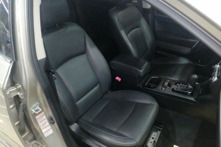 Used Subaru Outback 2015 2.5i Sport Navigation Edition Right Front Seat