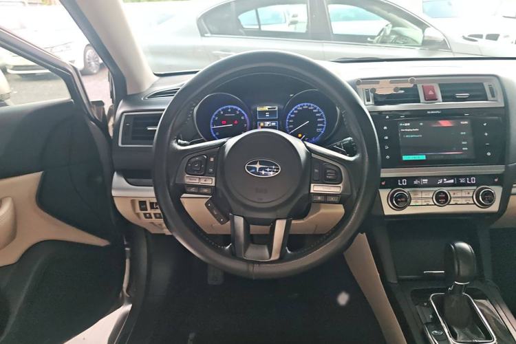 Used Subaru Outback 2015 2.5i Luxury Navigation Edition Steering Wheel