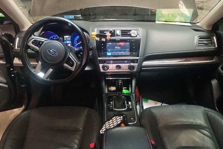 Used Subaru Outback 2016 2.5i Luxury Navigation Edition Center Console