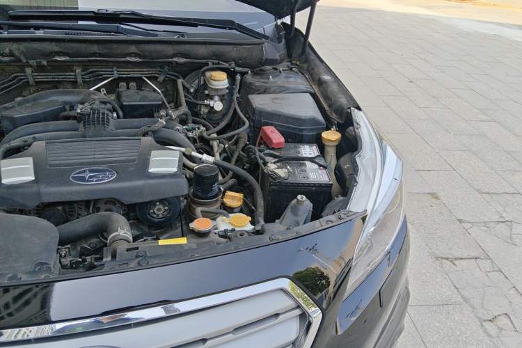 Used Subaru Outback 2016 2.5i Sport Navigation Edition Engine Bay Left