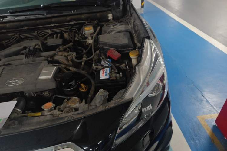 Used Subaru Outback 2016 2.5i Sport Navigation Edition Engine Bay Left