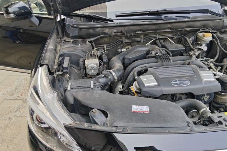 Used Subaru Outback 2016 2.5i Sport Navigation Edition Engine Bay Right