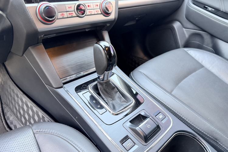 Used Subaru Outback 2016 2.5i Sport Navigation Edition Interior 1