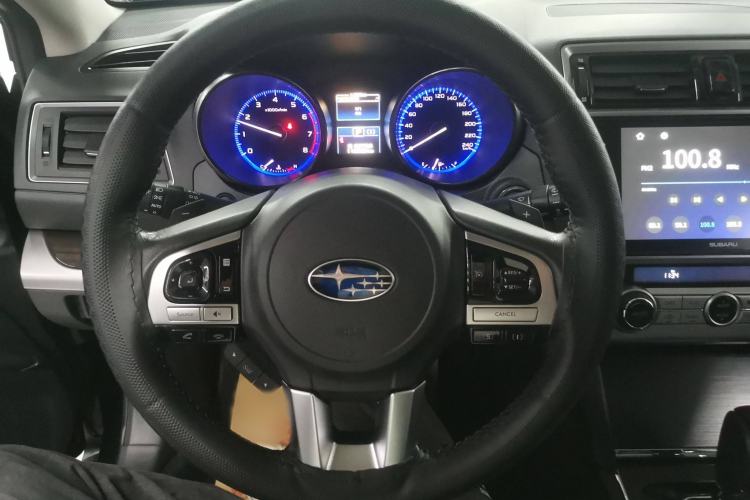 Used Subaru Outback 2016 2.5i Luxury Navigation Edition Interior 2