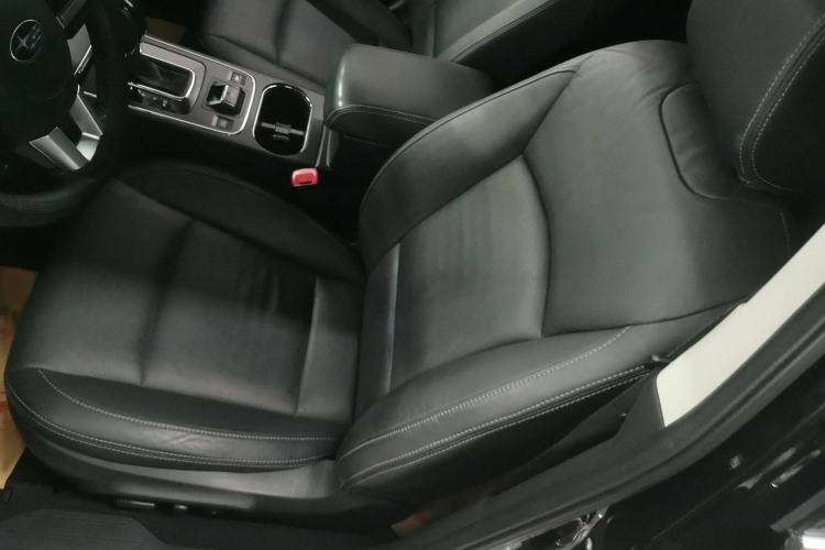 Used Subaru Outback 2016 2.5i Luxury Navigation Edition Interior 5