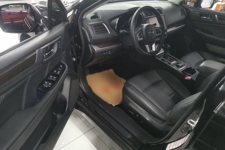 Used Subaru Outback 2016 2.5i Luxury Navigation Edition Interior 6