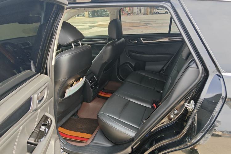 Used Subaru Outback 2016 2.5i Sport Navigation Edition Left Rear Seat