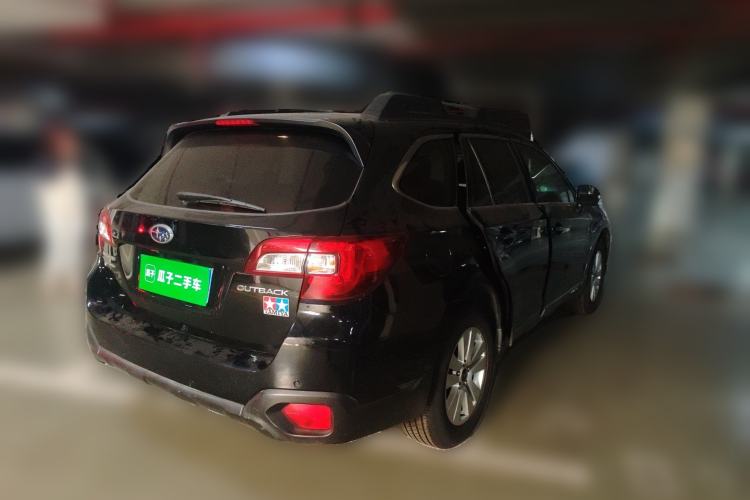Used Subaru Outback 2016 2.5i Luxury Navigation Edition Rear Right 45 Deg