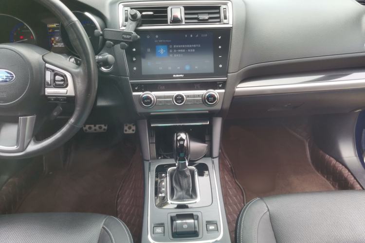 Used Subaru Outback 2016 2.5i Sport Navigation Edition Audio And AC Panel