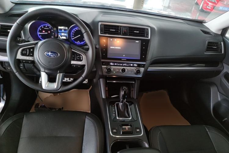 Used Subaru Outback 2016 2.5i Sport Navigation Edition Center Console