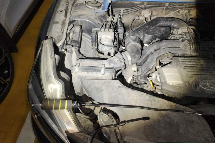 Used Subaru Outback 2016 2.5i Sport Navigation Edition Engine Bay Right