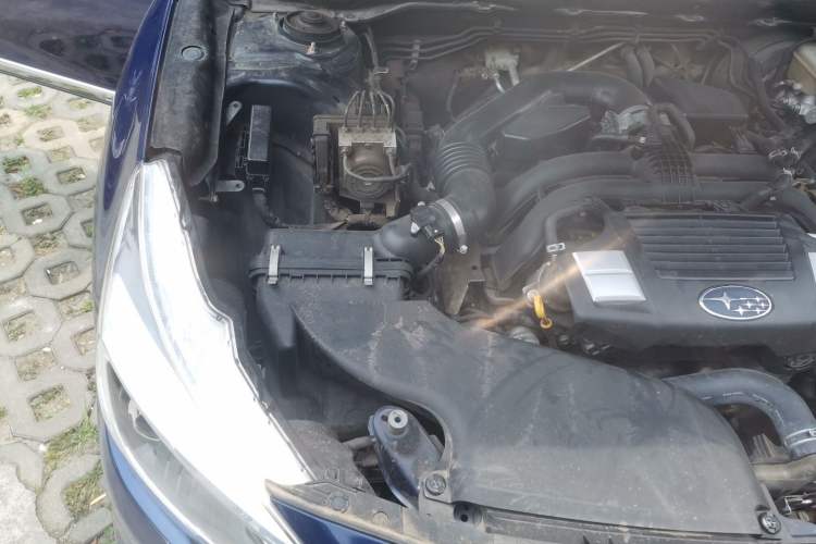 Used Subaru Outback 2016 2.5i Sport Navigation Edition Engine Bay Right