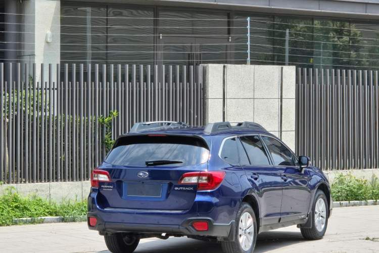 Used Subaru Outback 2016 2.5i Luxury Navigation Edition Exterior 8