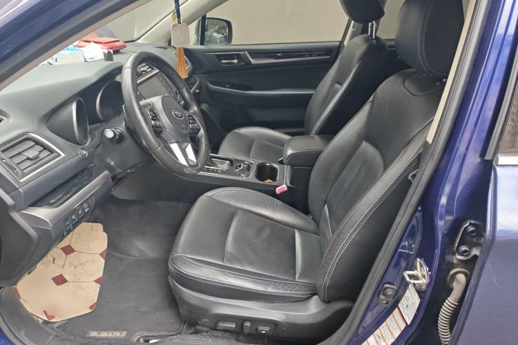 Used Subaru Outback 2016 2.5i Sport Navigation Edition Left Front Seat