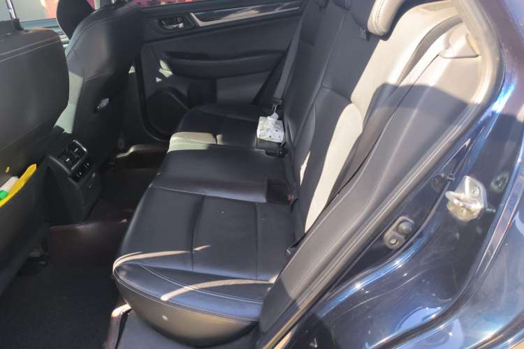 Used Subaru Outback 2016 2.5i Sport Navigation Edition Left Rear Seat