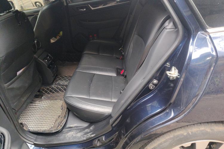 Used Subaru Outback 2016 2.5i Sport Navigation Edition Left Rear Seat