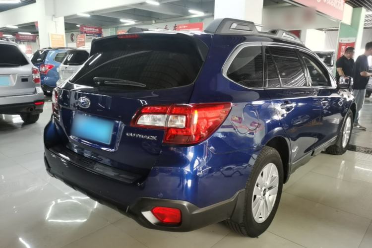Used Subaru Outback 2016 2.5i Luxury Navigation Edition Rear Right 45 Deg