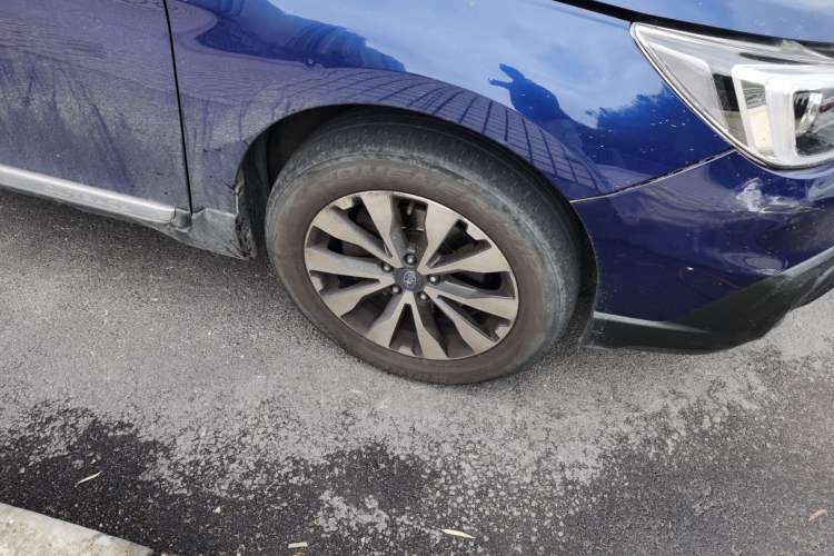 Used Subaru Outback 2016 2.5i Sport Navigation Edition Right Front Wheel Hub