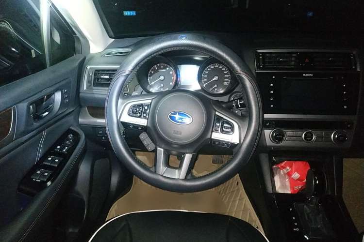 Used Subaru Outback 2016 2.5i Luxury Navigation Edition Steering Wheel