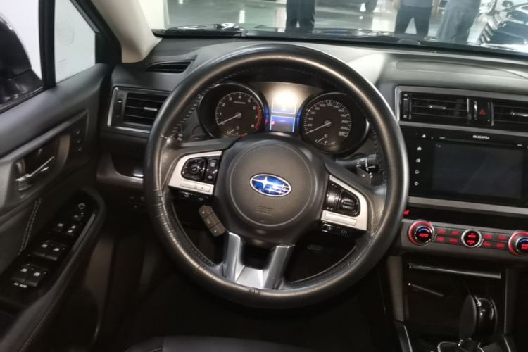 Used Subaru Outback 2016 2.5i Luxury Navigation Edition Steering Wheel