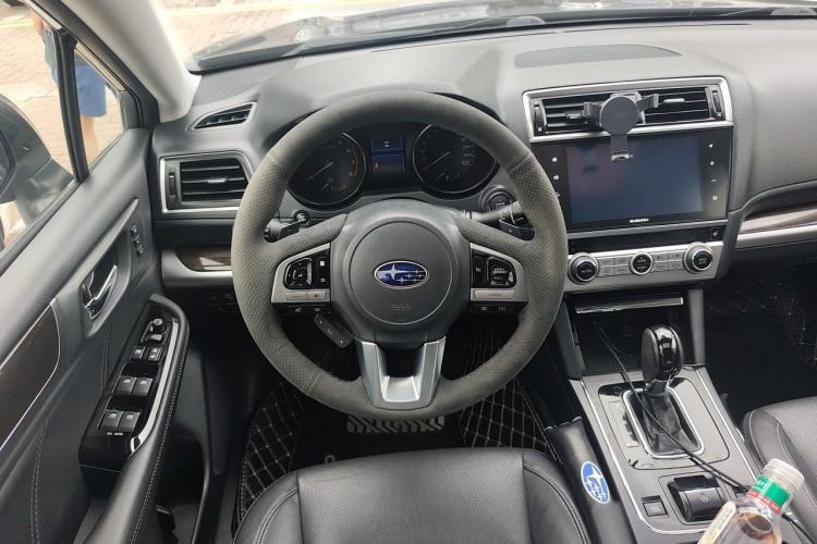 Used Subaru Outback 2016 2.5i Luxury Navigation Edition Steering Wheel