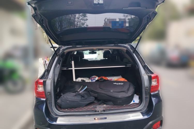 Used Subaru Outback 2016 2.5i Sport Navigation Edition Trunk