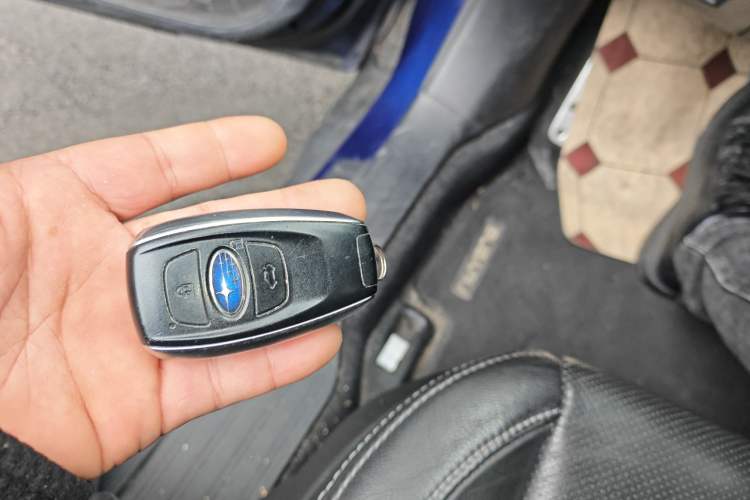 Used Subaru Outback 2016 2.5i Sport Navigation Edition Vehicle Key