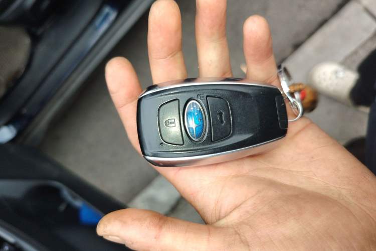 Used Subaru Outback 2016 2.5i Sport Navigation Edition Vehicle Key