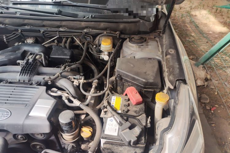 Used Subaru Outback 2016 2.5i Sport Navigation Edition Engine Bay Left