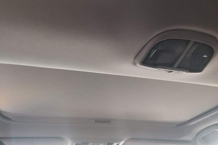 Used Subaru Outback 2016 2.5i Luxury Navigation Edition Headliner