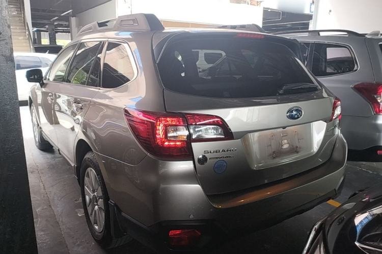 Used Subaru Outback 2016 2.5i Luxury Navigation Edition Rear Left 45 Deg