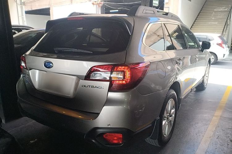Used Subaru Outback 2016 2.5i Luxury Navigation Edition Rear Right 45 Deg