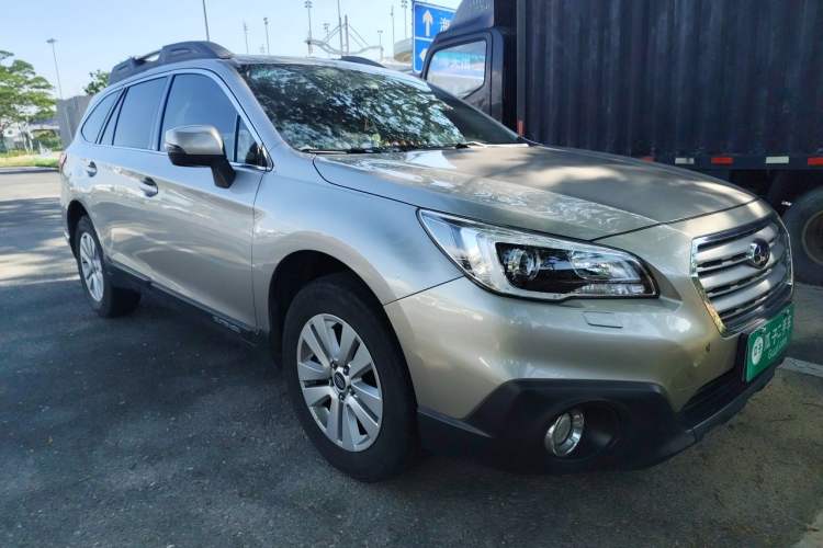 Used Subaru Outback 2016 2.5i Luxury Navigation Edition Front Right 45 Deg