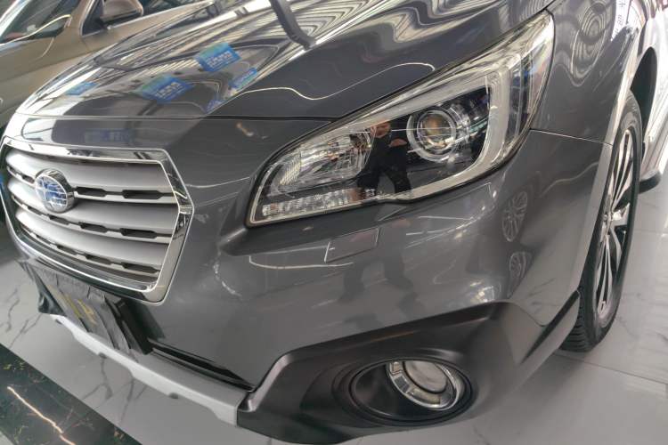 Used Subaru Outback 2016 2.5i Sport Navigation Edition Left Front Headlight