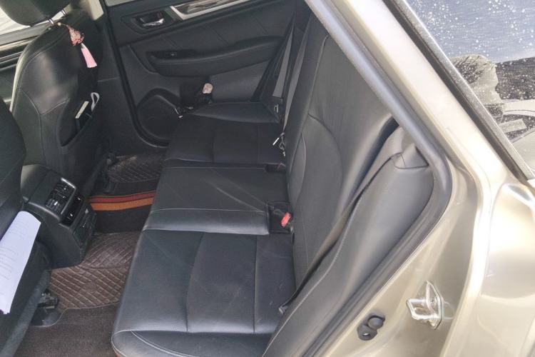 Used Subaru Outback 2016 2.5i Luxury Navigation Edition Left Rear Seat