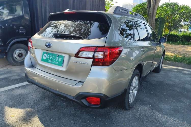 Used Subaru Outback 2016 2.5i Luxury Navigation Edition Rear Right 45 Deg