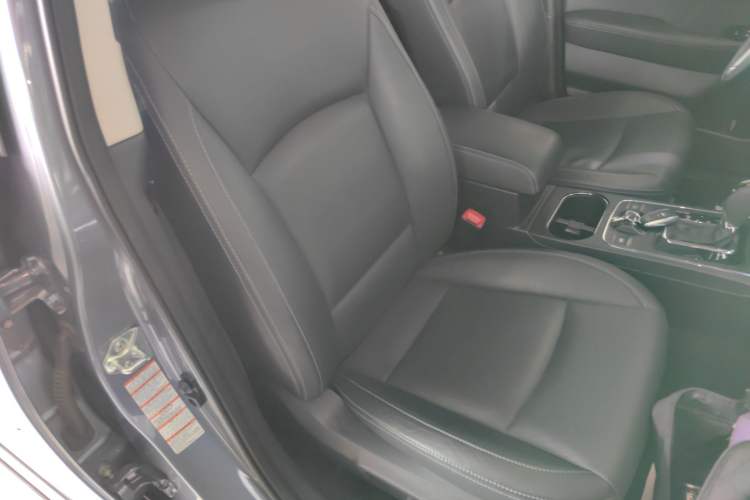Used Subaru Outback 2016 2.5i Sport Navigation Edition Right Front Seat