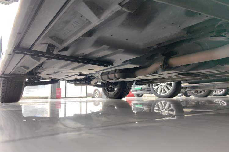 Used Subaru Outback 2016 2.5i Sport Navigation Edition Right Side Sill