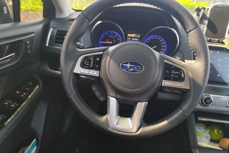 Used Subaru Outback 2016 2.5i Luxury Navigation Edition Steering Wheel