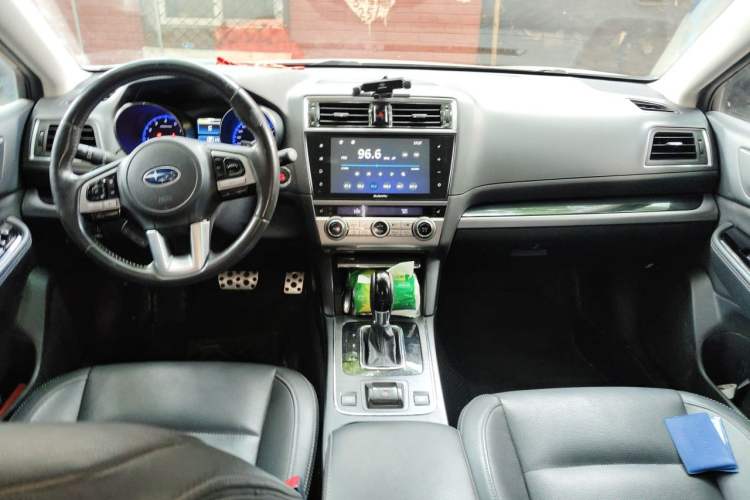 Used Subaru Outback 2016 2.5i Sport Navigation Edition Center Console