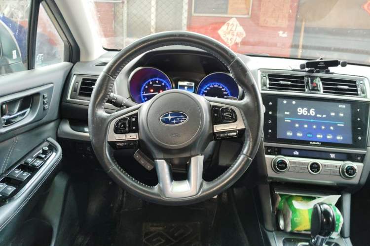 Used Subaru Outback 2016 2.5i Sport Navigation Edition Steering Wheel