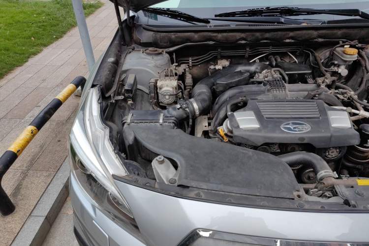 Used Subaru Outback 2016 2.5i Luxury Navigation Edition Engine Bay Right