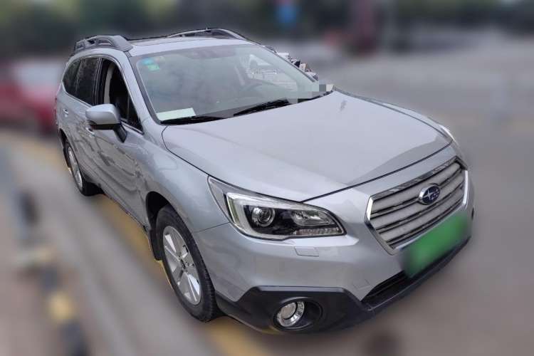 Used Subaru Outback 2016 2.5i Luxury Navigation Edition Front Right 45 Deg