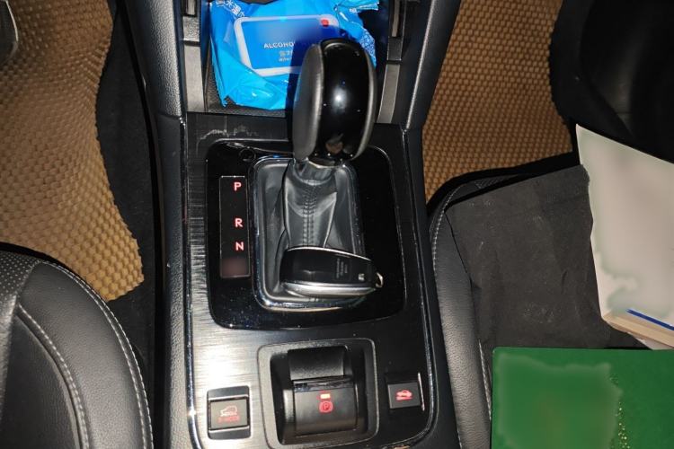 Used Subaru Outback 2016 2.5i Luxury Navigation Edition Gear Lever