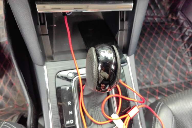 Used Subaru Outback 2016 2.5i Luxury Navigation Edition Gear Lever