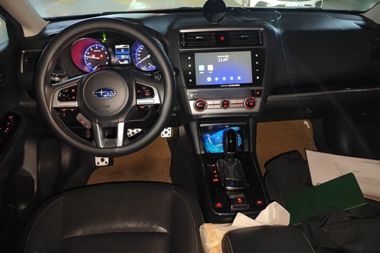 Used Subaru Outback 2016 2.5i Luxury Navigation Edition Interior 2