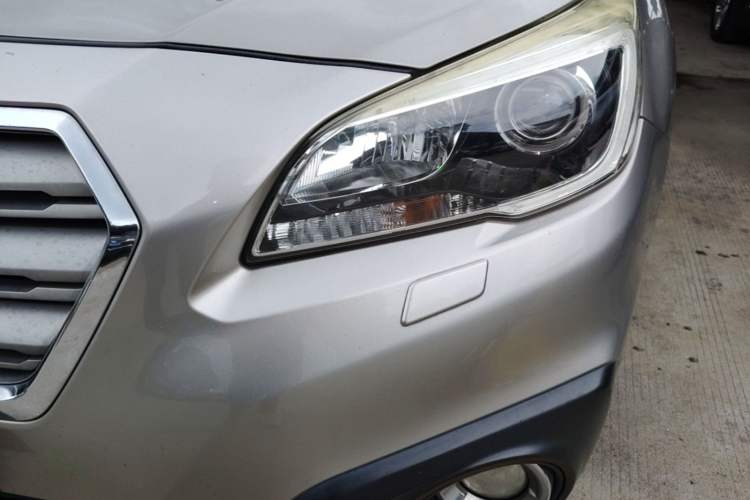 Used Subaru Outback 2016 2.5i Luxury Navigation Edition Left Front Headlight