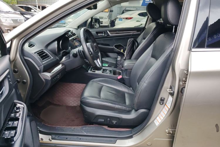 Used Subaru Outback 2016 2.5i Luxury Navigation Edition Left Front Seat